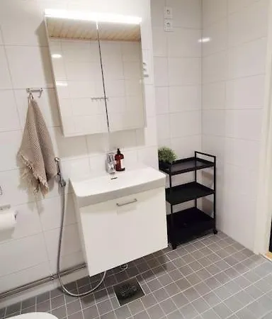 Apartment Lovely Peaceful - Close To Airport, Free Parking *
