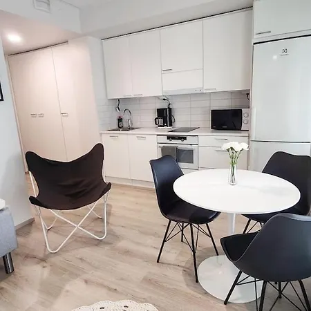Apartment Lovely Peaceful - Close To Airport, Free Parking