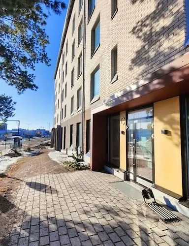 Lovely Peaceful - Close To Airport, Free Parking